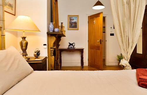 Chiltern House | Mortimer's Lodge, Chiltern