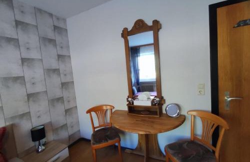 Briedel Apartment | Mosel Restaurant & Weinstube Zum Anker