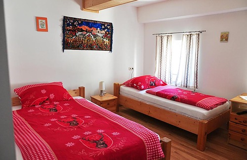 Gruenburg Apartment | Mostheuriger Steyrdurchbruchalm