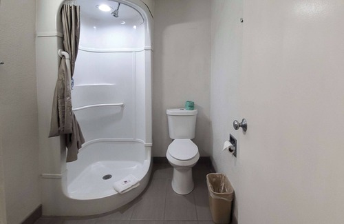 Bellmead Hotel | Motel 6 Bellmead, TX - Waco