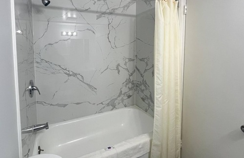 Washington Heights Hotel | Motel 6 - Chicago, IL