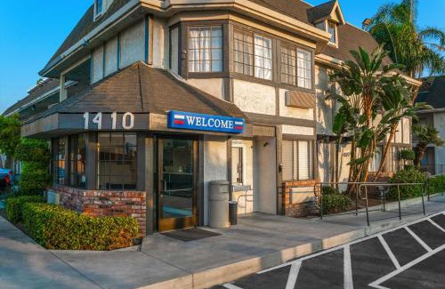 Merced Hotel | Motel 6-Merced, CA - North