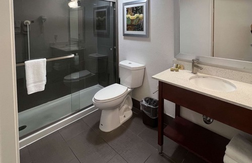 Russian Hill Hotel | Motel 6 San Francisco, CA - Fisherman's Wharf