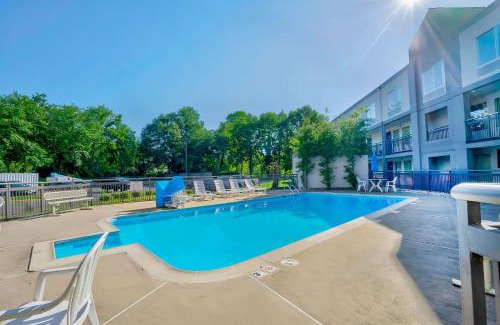 Northwest Hotel | Motel 6 Virginia Beach