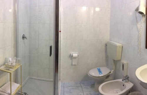 Castelletto di Branduzzo Hotel | Motel 7 Laghi