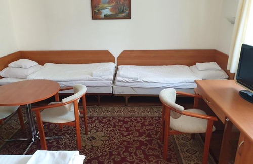 Przezmierowo Hotel | Motel Comet