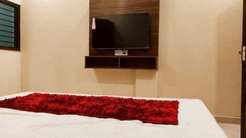 Phagwara Hotel | MOTEL DESIRE SUITES -- STUDIO LUXURY ROOMS-- LPU Law Gate -- Special for Families, Students, Couples, Corporate, Groups, Parents