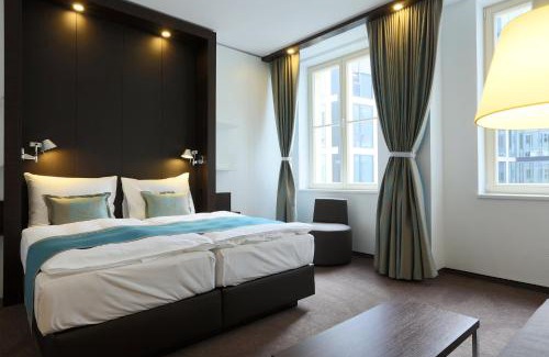 Prague 1 Hotel | Motel One Prague-Florentinum