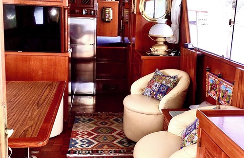 Mockarta Boat Rental | Motor Yacht Luise boat&breakfast - marina on the beach of San Vito lo Capo