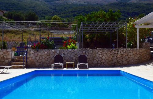 Kardhakata Apartment | Moulinos Cottages Kefalonia