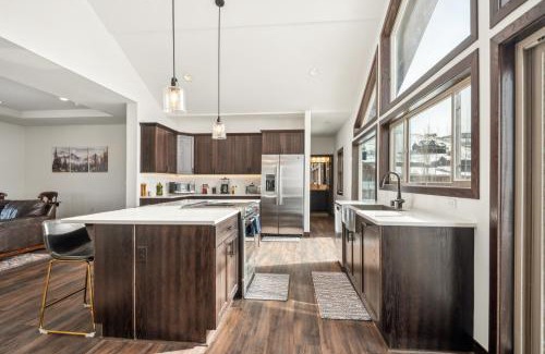 Silvercreek House | Mountain Bliss Retreat home