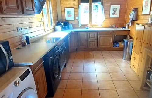 Doucy-Combelouviere Ski Chalet | Mountain chalet with view - sleeps 14