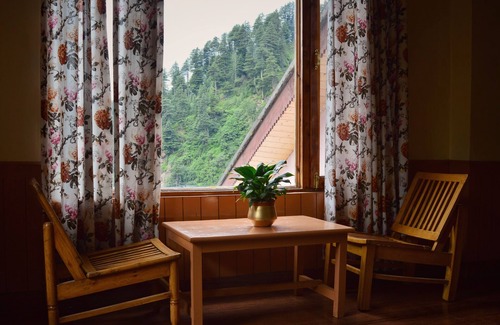 Manali Cottage | Mountain Timber Nest-Private 2 Bedroom Hall Cottage-Sakinn Stays-Manali