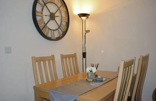 Rhiwbryfdir House | Mountain View