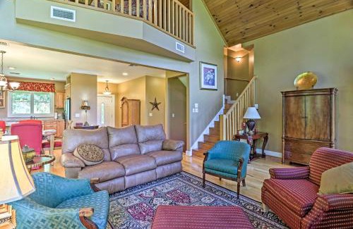 Bryson City House | Mountain View Home Hike, Raft, Golf and More!