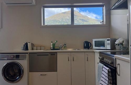 Lake Hayes Apartment | Mountain View, Lake Hayes Estate