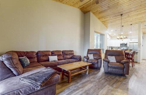 Torreon House | Mountain View Retreat