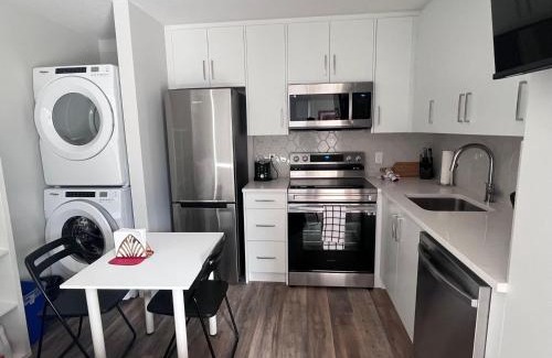 Canmore Apartment | Mountain View Studio in Town