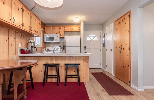 Mammoth Lakes Villa | Mountain View Villas 34