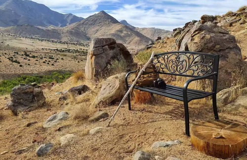 Weldon House | Mountain views, starry skies and 90 acres of nature to explore.