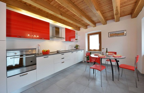 Chambave Villa | Mountain villa for families/groups (4-16 guests)