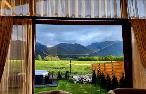 Razlog Villa | Mountain villa Jordan- with JACUZZI