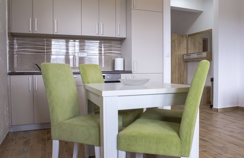 Zabljak Apartment | Mountain Vista One-Bedroom Retreat