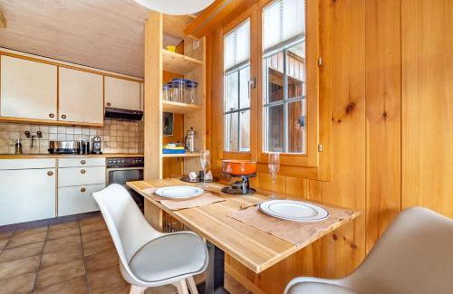 Axalp Apartment | Mountainview Fireplace & Garden Bbq