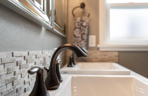 Amazon House | Moxie Harris Bungalow