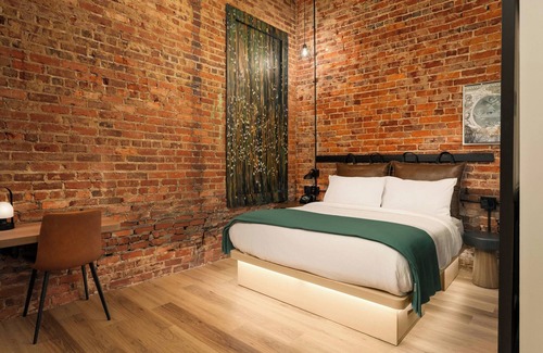 Columbia Hotel | Moxy Columbia Downtown