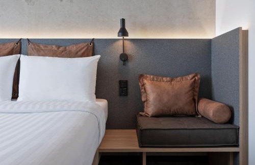 Bahrenfeld Hotel | Moxy Hamburg Altona