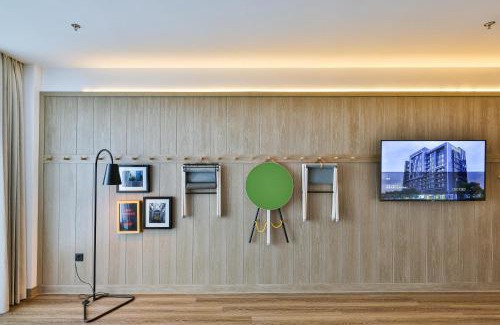 Qingpu Hotel | Moxy Shanghai Hongqiao NECC