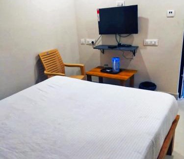 Mahadevapura Hotel | MS Comforts Mahadevapura