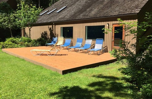 Glacier Apartment | Mt. Baker Lodging Condo 31- Sleeps 2!