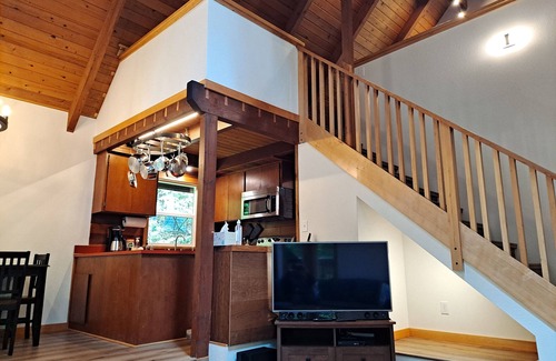 Glacier Cabin | Mt cabin in private community close to Mt Baker