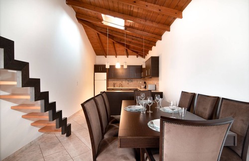 Markopoulon Apartment | MTC-NS Apartments by the Airport