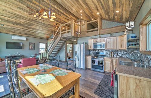 Livingston House | Mtn-View Cabin 40 Mi to Yellowstone Ntl Park!