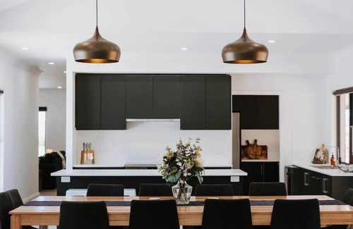 Central Mudgee House | Mudgee House Grand Serenity for Gather and Play