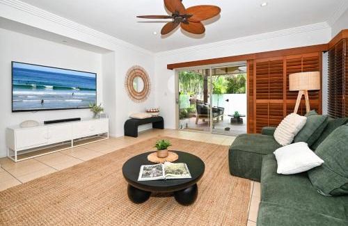 Mudjimba House | Mudjimba Beachside Luxury
