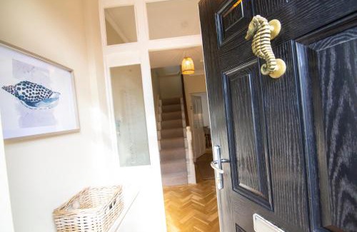 Lytham St. Anne's House | Mulberry Cottage - Cosy 3 Bed Cottage near Lytham Windmill