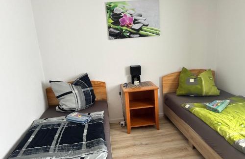 Creglingen House | Multi Room P2, 2-3 beds, 15qm, Check-in 4PM till 5AM
