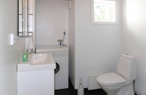 Asarum House | Munkhalla Utsikten by Interhome