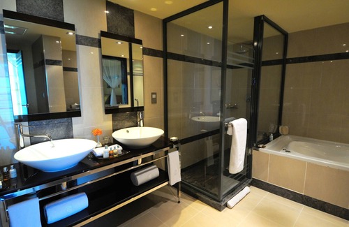 Munyonyo Resort | Munyonyo Commonwealth Resort