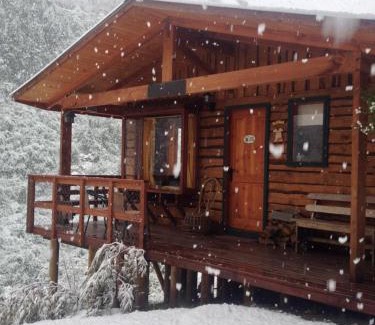Pucon Ski Chalet | Murmullo de Arroyos