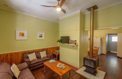 Southampton House | Murphy's Cottage