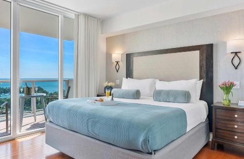Coconut Grove Apartment | MVR - Coconut Grove-s Oasis of Comfort and Elegance