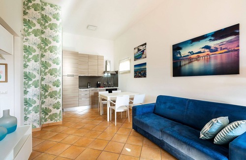 Reitani House | My Rental Homes - Apartment Kalimba with veranda, garden and the sun terrace.