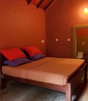 Mahasenpura Bed & Breakfast | My Village