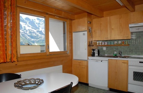 Murren Apartment | Myrrena 6-bed apartment
