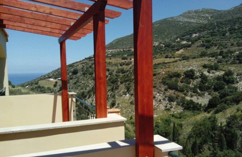 Dhrakata Apartment | Myrtos Cottages Cleo